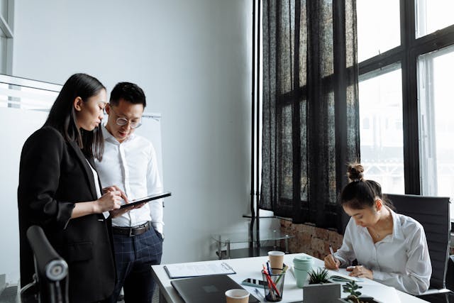 日本企業で働くアジア出身の社員