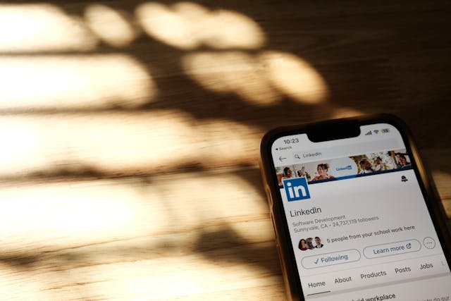 LinkedInのアプリを使っているスマホのスクリーン